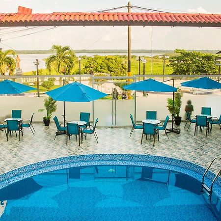 Hotel Safari Iquitos Exteriér fotografie