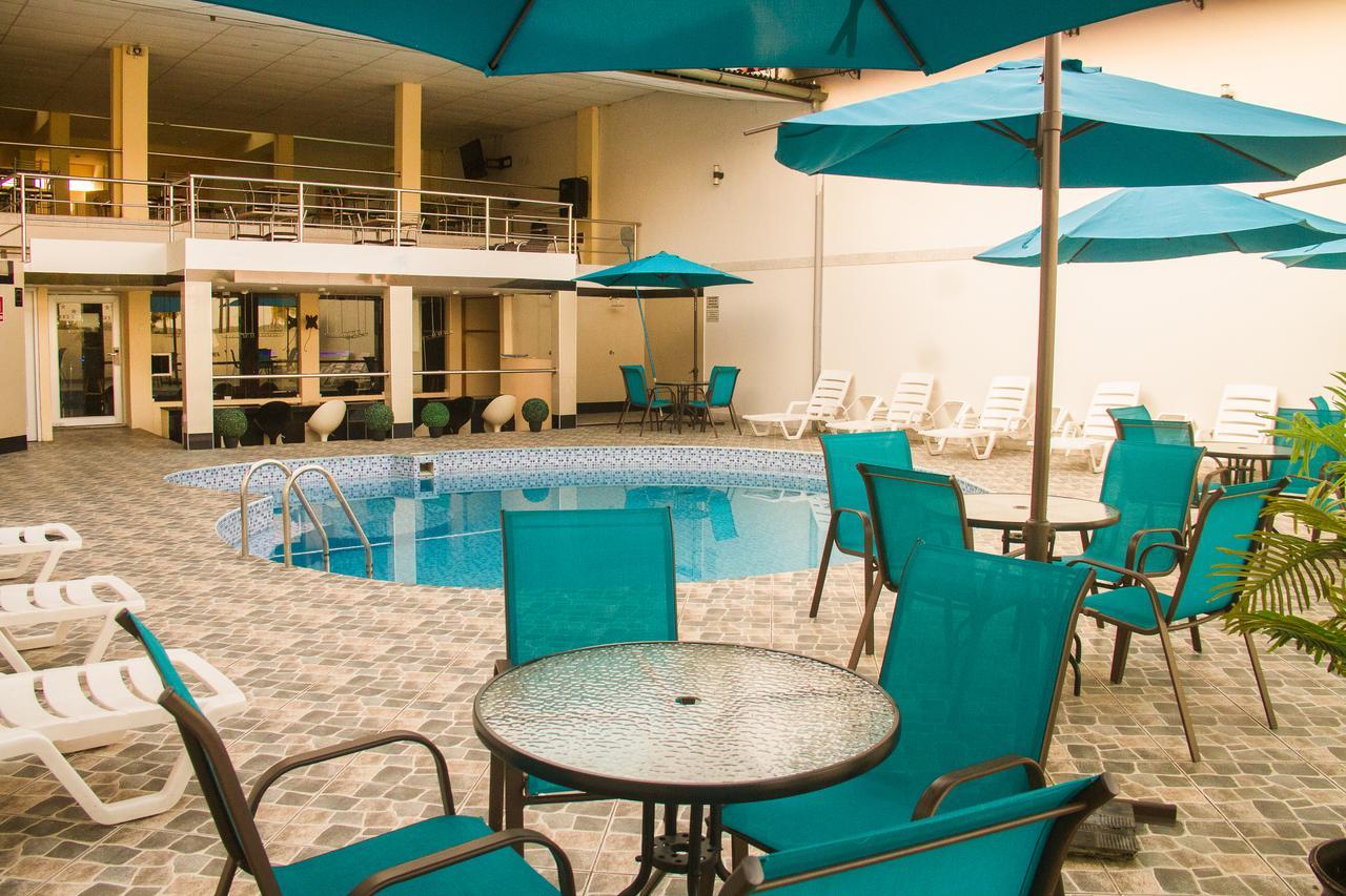 Hotel Safari Iquitos Exteriér fotografie